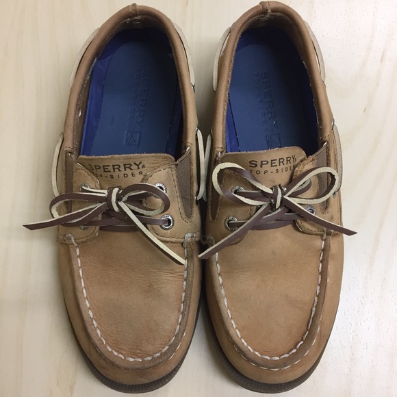 Sperry Other - Sperry Topsider tan leather Boys size 1